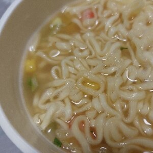 バターコーン即席ラーメン